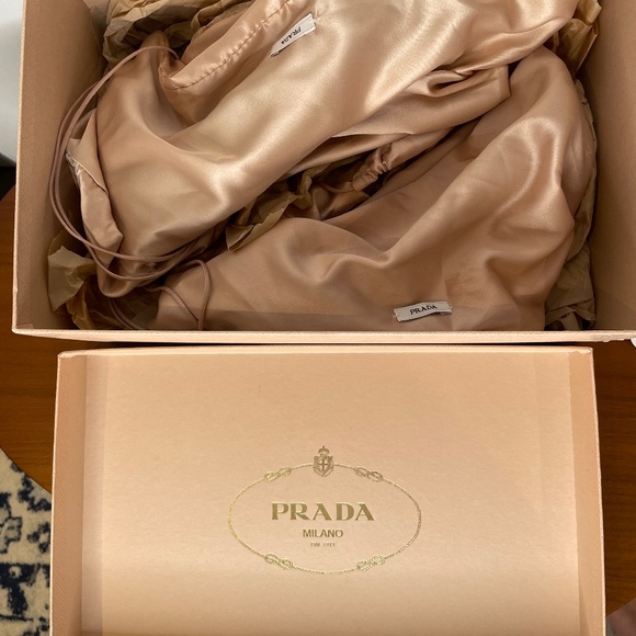 Blue Prada peep toe high-heels - Picture 7 of 12